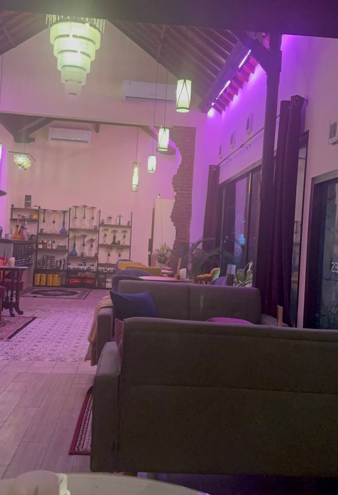 The lounge photo 4